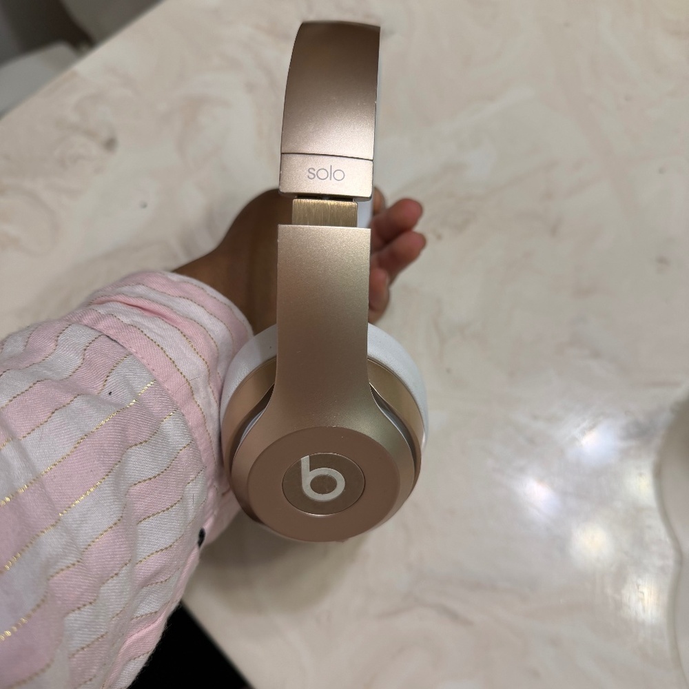 beats solo headphones
